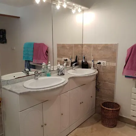 Janas * La Seyne-sur-Mer